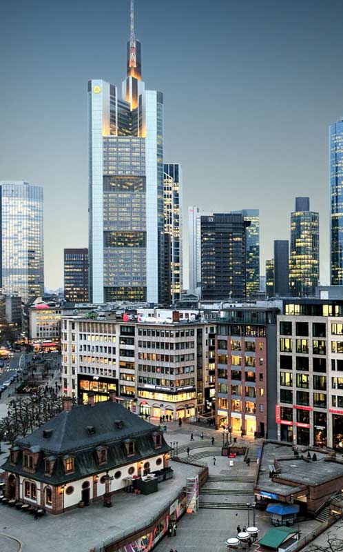 Rent luxury car in Germany - rentloox.com
